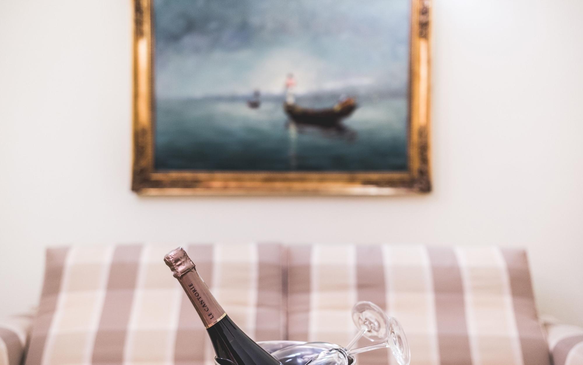 La Fonte Hotel Ome Eksteriør bilde