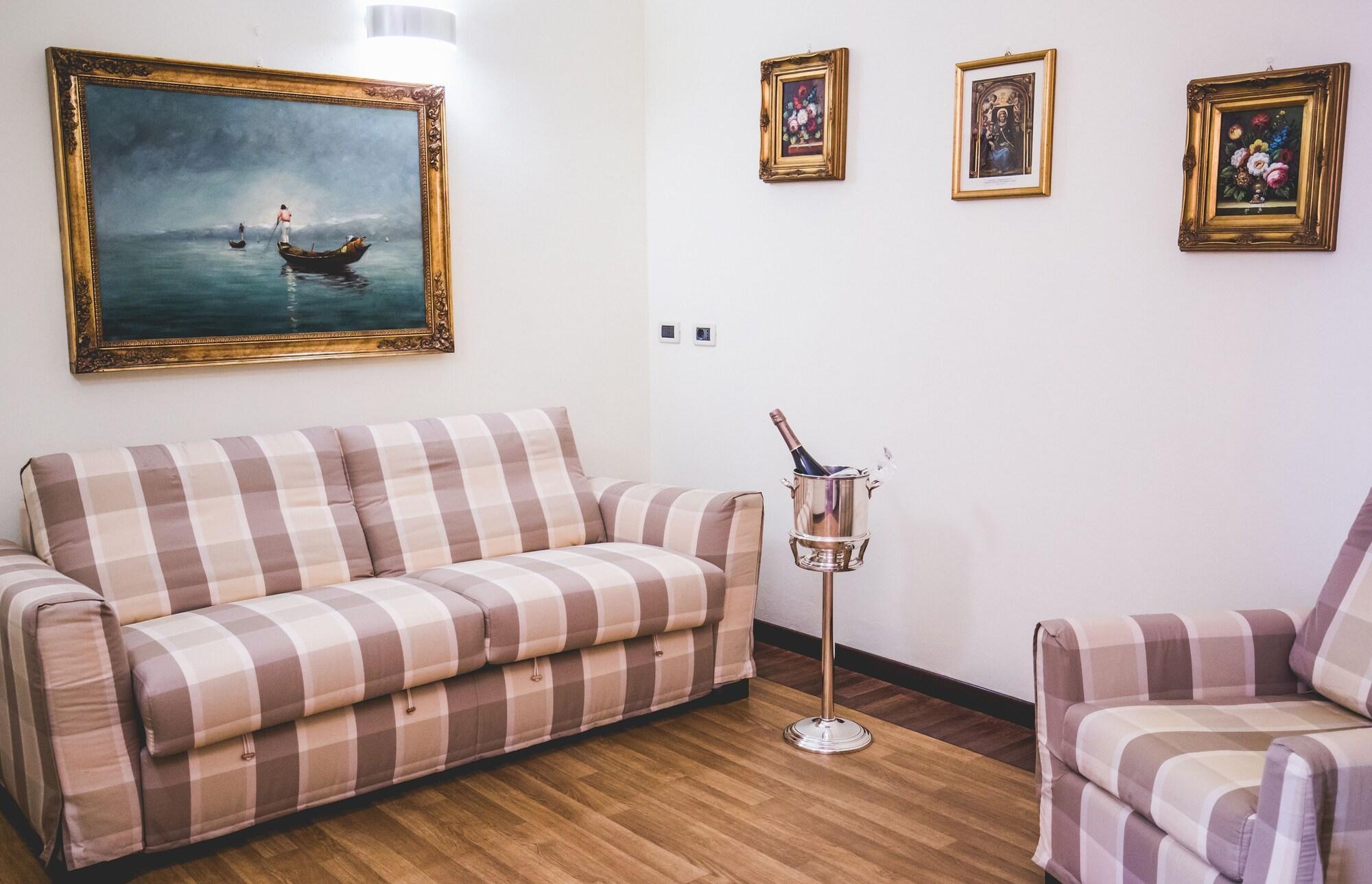 La Fonte Hotel Ome Eksteriør bilde