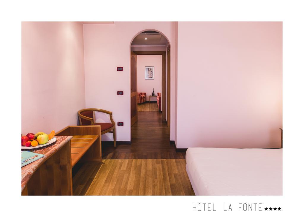 La Fonte Hotel Ome Eksteriør bilde