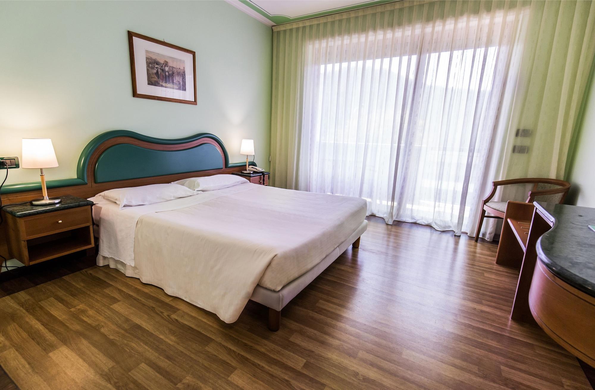 La Fonte Hotel Ome Eksteriør bilde